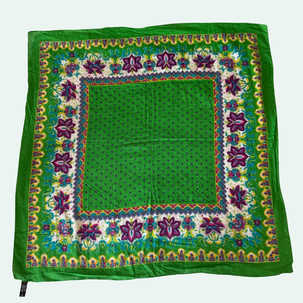 MORGAN TAYLOR Italian Floral Square Scarf Pre-loved Green Multicolor 30"x30"